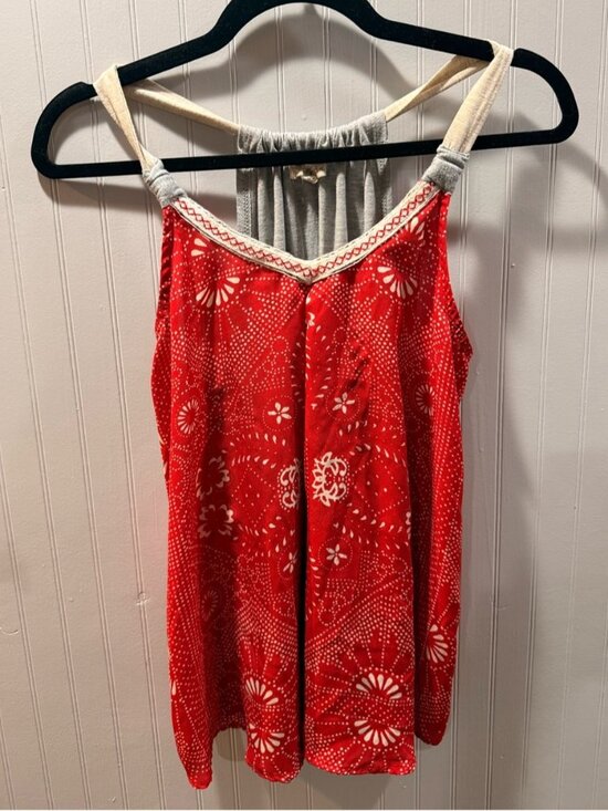 Tops - Red Bandana Print Tank Top with‎ Cream Straps